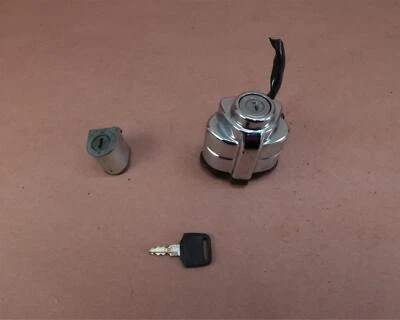 2002-2009 HONDA VTX1300C VTX 1300 Ignition Switch Lock & 1 Key - Image 1 of 4