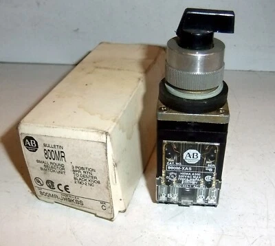 Interruptor selector Allen-Bradley 800MR-JH9KBS 3 pos. Spring Return Foto 1 de 3