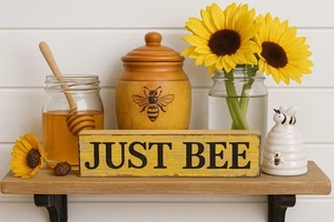 Rustikales Bauernhaus Holz Block Schild JUST BEE Honigbiene gelb Wandregal Deko - Bild 1 von 5