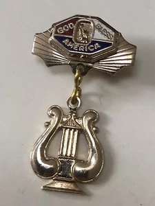 Vintage 1940’s PATRIOTIC Enamel Sweetheart Lapel Pin Musical MARCHING BAND - Picture 1 of 2