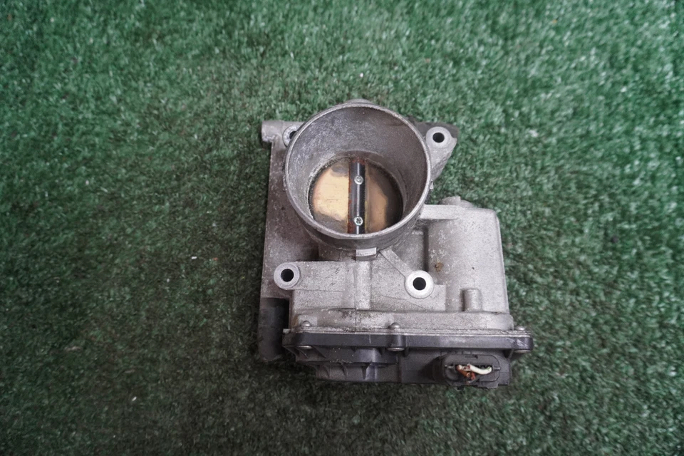 MAZDA 3 2006 2007 2008 2,3 L carrocería del acelerador fabricante original 140 k millas 6M8G9F991A Foto 1 de 4