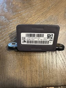 2010-13 SS CAMARO GM yaw rate sensor electronic stability control 5612AA - Picture 1 of 3