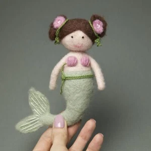 Charivna Mit Felting kit V-156C The Little Mermaid - Picture 1 of 5