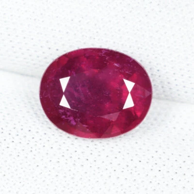 2.99 ct IGL Certified" BEAUTIFUL HOT PINKISH RED NATURAL RUBY MADAGAS  VDO SQ - Image 1 of 3