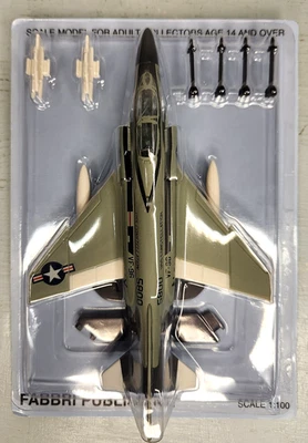 FABBRI escala 1:100 F-4J Phantom USAF militar diecast modelo JET con soporte NUEVO Foto 1 de 4