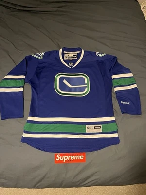 Vancouver Canucks NHL Hockey Jersey Reebok Size Large - Image 1 of 4