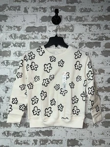 NWT! Jumping Beans Black & White Crewneck Sweater Size 8 - Picture 1 of 6