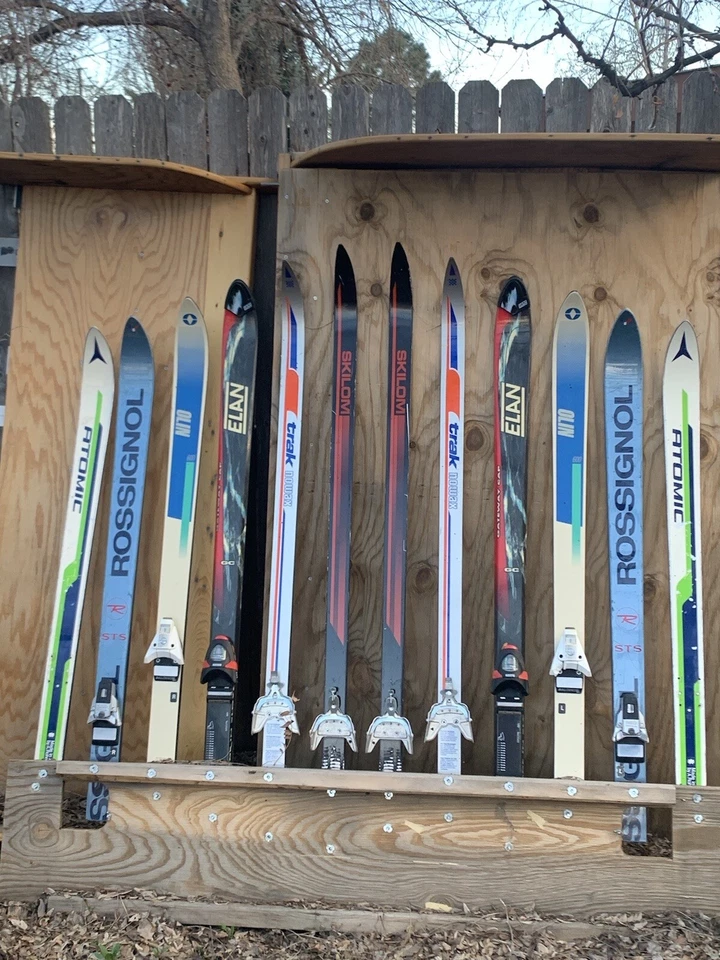 Cama de esquí tamaño completo hecha a medida Foto 1 de 3