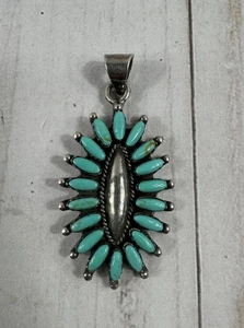 VINTAGE NATIVE AMERICAN NAVAJO TURQUOISE STERLING SILVER PENDANT - Picture 1 of 5