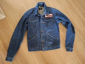 Wrangler Men's Vintage Denim Jacket - w/ Vintage Honda Patch - 38 Long - Picture 1 of 5