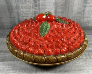 1970's Strawberry Covered Pie Dish Keeper Ceramic Plate w Lid Baking Storage - Picture 1 of 9