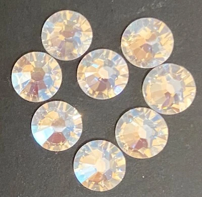 CRYSTAL MOONLIGHT 16ss 4mm 2088 IHC Austrian Flatback Rhinestones Xirius 144 pcs - Image 1 of 4