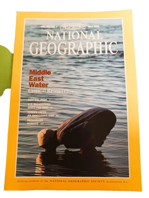 Nat Geo Magazine MAY 1993 Middle East Water Central Park  Beekeepers Mongolia - Image 1 of 2