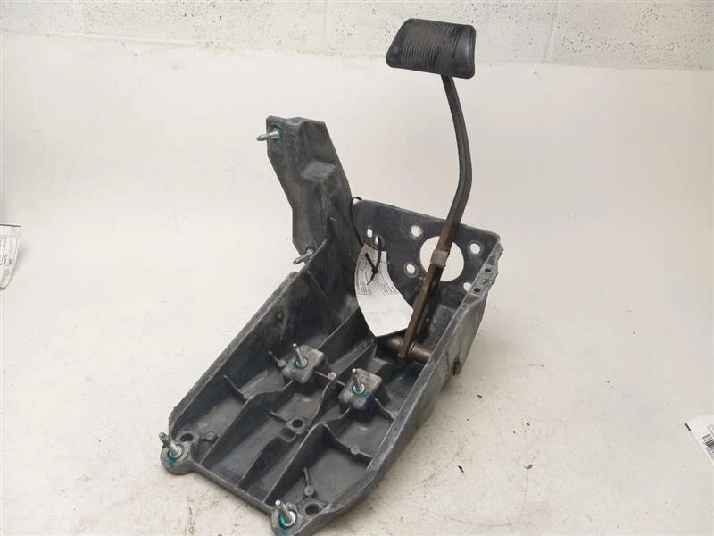 Pedal de freno Chrysler Aspen 2007 Foto 1 de 4