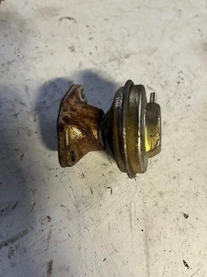 isuzu trooper EGR valve 8941224780 - used - 4 cylinder 2.3 2.6 engine - Image 1 of 3