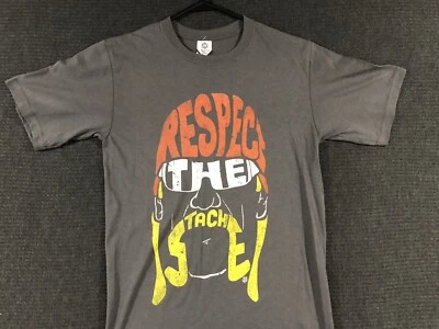 Camiseta Hulk Hogan Respect The Stache Pequeña Gris WWE Foto 1 de 4