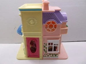 Fisher Price Mattel Loving Family Sweet Streets Pet Shop And Beauty Salon - Picture 1 of 5