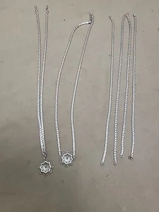 Lot Of (2) Silver Toned Flower Necklaces With Extra Chains - Picture 1 of 13