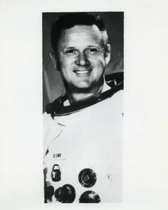 USA NASA Space Station Skylab Astronaut Lind Old Photo 1973 - Picture 1 of 3