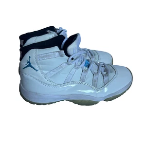 Nike Air Jordan 11 Retro Mens Size 8 White Athletic Basketball Shoes Sneakers - Picture 1 of 10