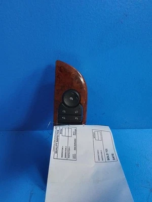 Interruptor de puerta delantera Chevy Tahoe 2013 1936 Foto 1 de 4