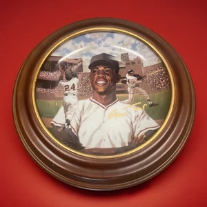 WILLIE "SAY HEY" MAYS LIMITED EDITION PLATE, THE BRADFORD EXCHANGE #12124A - Picture 1 of 4