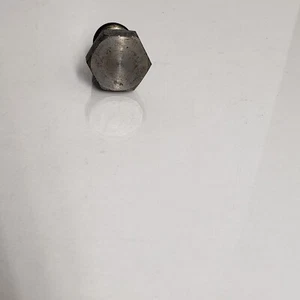 International 493138C91 Valve - Picture 1 of 3