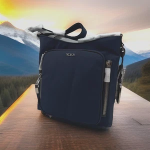 AUTÉNTICO NUEVO CON ETIQUETAS TUMI Voyageur Tyler Bolso Bandolera Peso Ligero Nylon En Índigo - Imagen 1 de 17