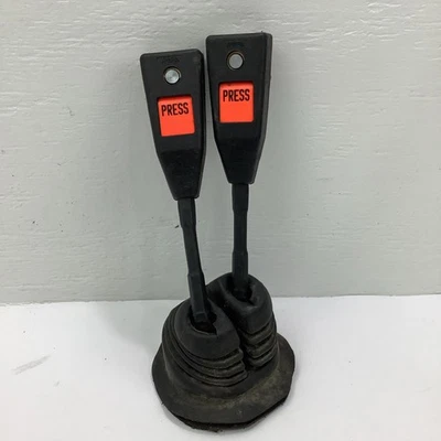 RECEPTORES DE CINTURÓN DE SEGURIDAD ORIGINALES OEM PORSCHE 911 912E 930 CON MALETERO ENVÍO GRATUITO Foto 1 de 4