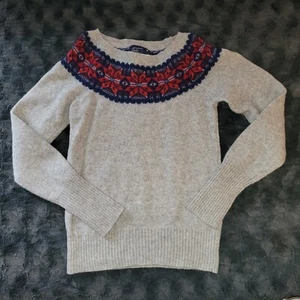 American Eagle Outfitters Classic Design Wool Pullover Size XL Girls - Picture 1 of 8