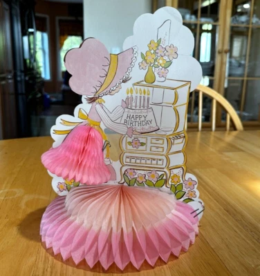 Centro de mesa de papel de seda panal decoración de cumpleaños vintage decoración de pastel Foto 1 de 4