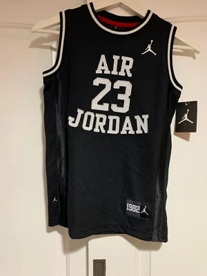 Camiseta sin mangas Nike Air Jordan para niños jóvenes talla múltiple atlética de baloncesto negra Foto 1 de 4
