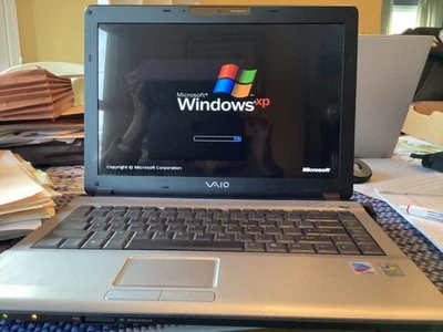 Vintage Sony Vaio PCG-7k1l laptop  Intel Windows XP Home DVD Drive - Image 1 of 4