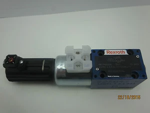 Rexroth 4WRE6EA16-21/G24K4/V Proportional Directional Valve *NEW* - Picture 1 of 5