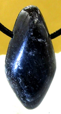 SAPHIR   Trommelstein  gebohrt  EDELSTEIN   ANHÄNGER  A-Qualität   Nr.19 - Bild 1 von 2