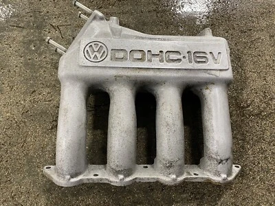 Верхний впускной коллектор Volkswagen 16 клапанов Gti Gli Passat A2 051133223b - Изображение 1 из 4