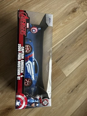 2006 Ford Mustang GT W Captain America Figure Avengers Jada Diecast 8.25" 1 24 - Image 1 of 3