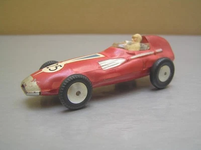 Corgi Toys 150S Vanwall Formula 1 Grand Prix Race car made in Great Britain - Image 1 of 4