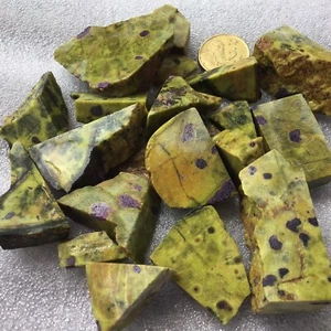 AUSTRALIAN ATLANTISITE/STICHTITE. 100% NATURAL 100CARATS RARE BEAUTIFUL - Picture 1 of 2