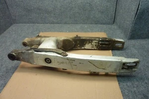 1997 HONDA CR125R OEM SWINGARM SWING ARM SUSPENSION 52100-KZ4-890ZA 92-97 Cr 125 - Picture 1 of 5