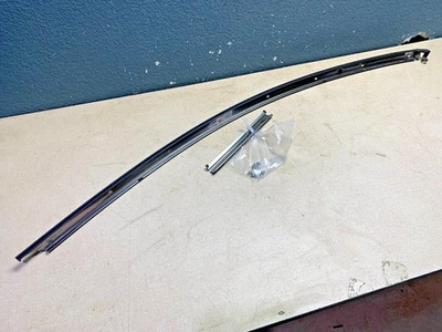 For 2010-13 Kia Forte Koup Right Side Upper Window Seal Mounting Track Brackets Foto 1 de 4