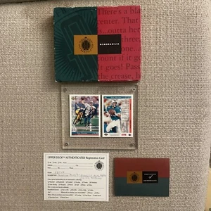 Dan Marino 1993 cubierta superior fútbol automático/500 certificado de autenticidad UDA con caja ver fotos... - Imagen 1 de 8