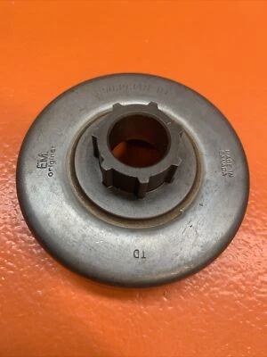 OEM HUSQVARNA 357 XP 359 JONSERED 2145 2149 2156 2159 CLUTCH DRUM 5039348-01 B17 - Image 1 of 3