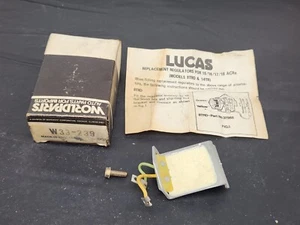 WorldParts W33-239 Lucas 12V Voltage Regulator 37565A 7546 BIN B9 - Picture 1 of 4
