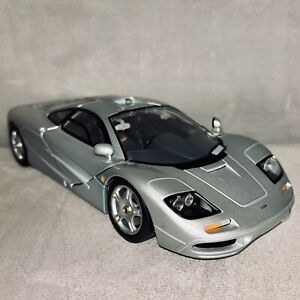 Mclaren F1 Roadgoing Version 1995 1/18 UT Models Silver