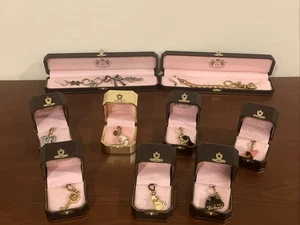 Menge 2 Juicy Couture Armbänder & 7 Charms - Bild 1 von 11