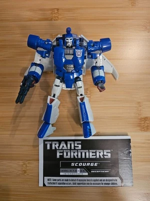 Hasbro Transformers Generations Deluxe Class Scourge Figure (Incomplete) - Image 1 of 2
