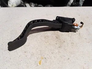 2010 Peugeot 308 SW 1.6 HDI Throttle Accelerator Pedal - Picture 1 of 4