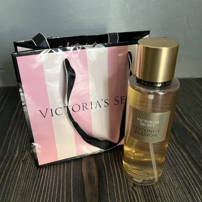 Victoria's Secret Coconut Passion Bodyspray 250ml Kokosnuss Body Mist - Bild 1 von 4