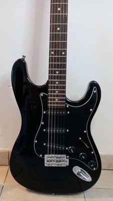 GUITARE ELECTRIQUE NOIR BENSON - Immagine 1 di 4